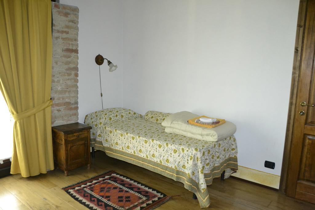 Agriturismo La Pieve Dogliani Habitación foto