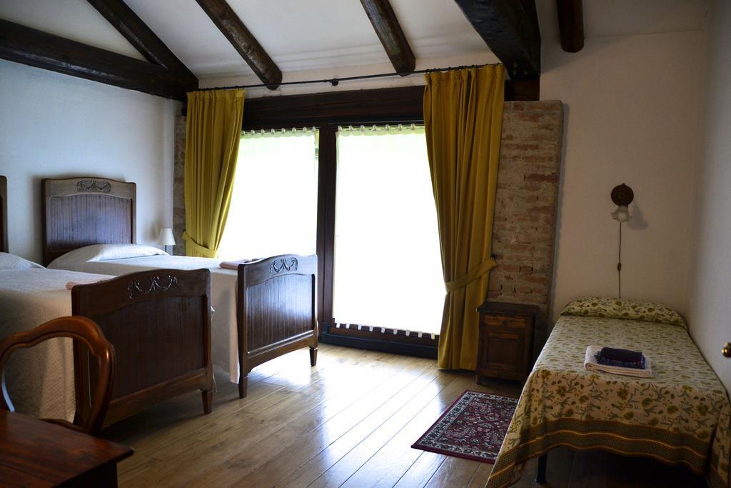 Agriturismo La Pieve Dogliani Habitación foto