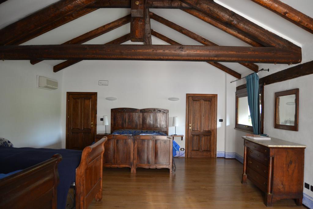 Agriturismo La Pieve Dogliani Habitación foto